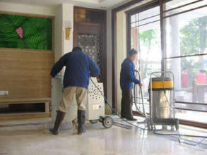 十二年品牌服务，全长沙开荒保洁的专业之选