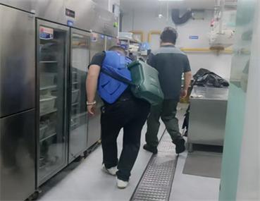 北京高空清洁全攻略 玻璃幕墙、外墙与空调的专业维护指南